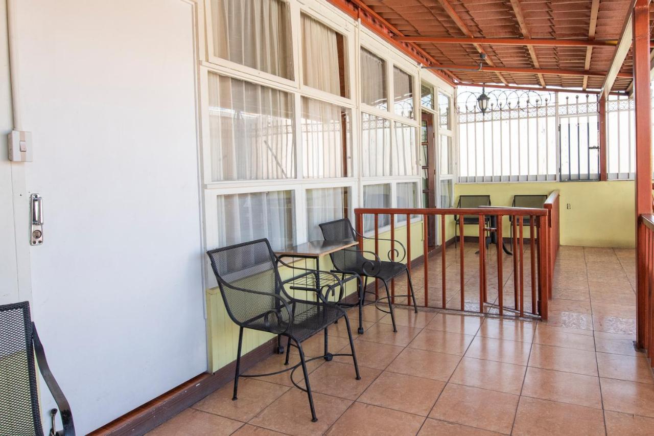 Hotel Sura San José Exteriör bild